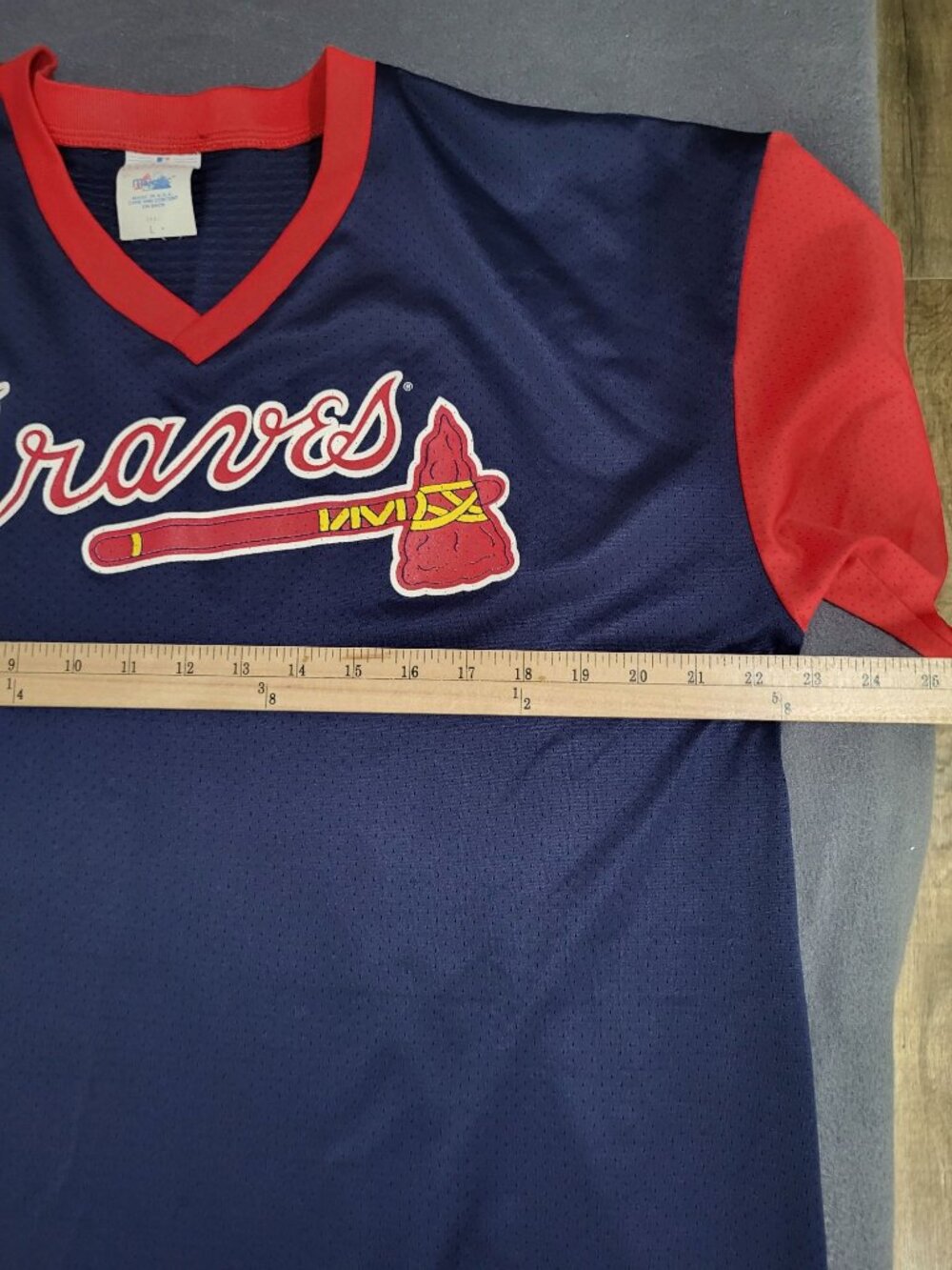 MLB ATLANTA BRAVES MAJESTIC BASEBALL SHIRT V Neck Men's SZ LG Made in USA - Picture 7 of 8